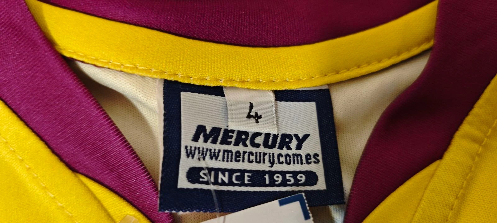 Camiseta do Burjassot CF. Tamanho 4 anos. – photo 3